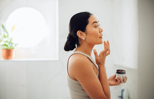 FACE SUNSCREEN APPLICATION TIPS FOR OPTIMAL PROTECTION AND COVERAGE